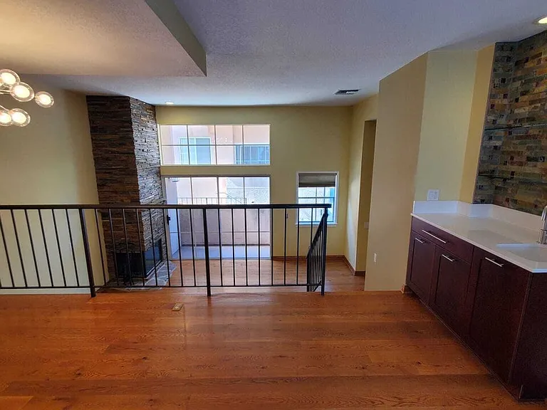 7320 Balboa Blvd #123 — Photo 9