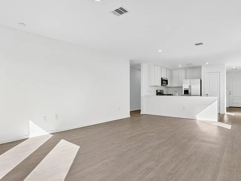 26911 Dalmatian Bellflower Dr — Photo 10