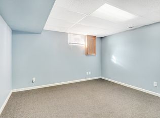 8240 Sunnyside Rd, Mounds View, MN 55112