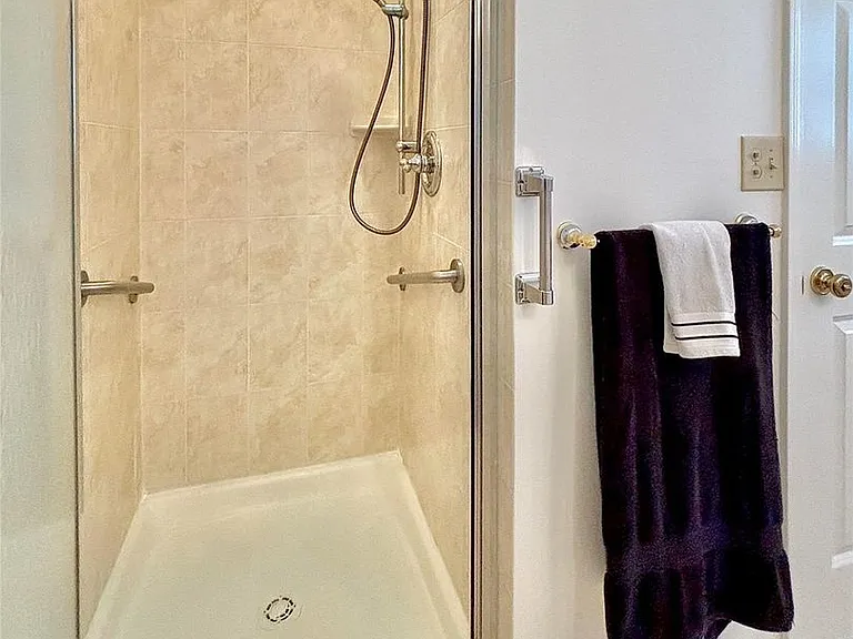 202 Cinnamon Cir — Photo 20