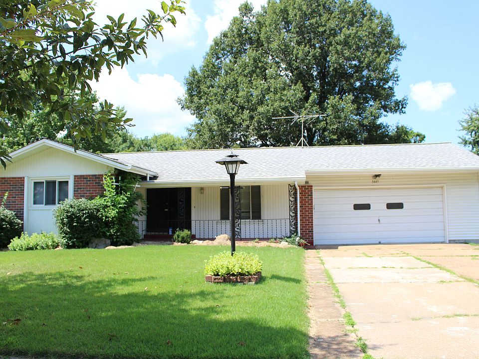 1st image of 3445 Brookshire Dr