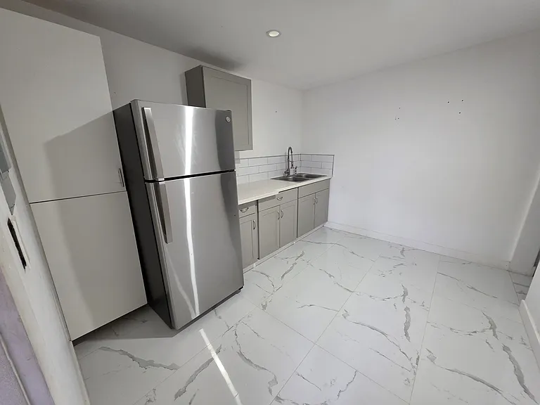 16855 SW 172nd Ave #1 — Photo 2