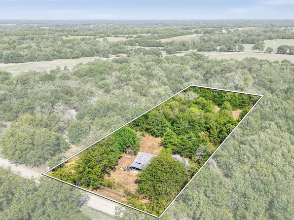 359 Starlight Dr, Whitewright, TX 75491