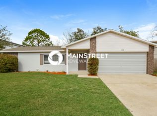 108 Woodfield Ct, Sanford, FL 32773