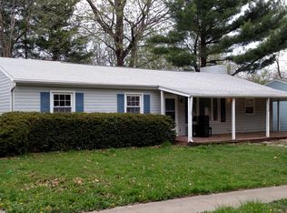 1502 Kings Way, Champaign, IL 61821