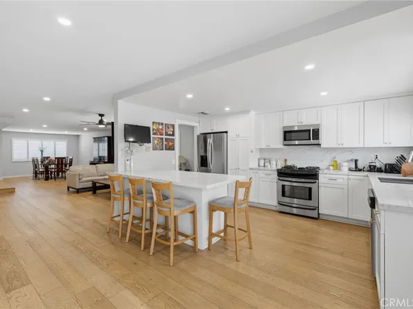 6206 Hesperia Ave, Encino, CA 91316