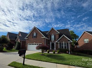 2563 Firethorn Ct, Gastonia, NC 28056