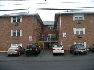 123 Pasadena Ave, Lodi, NJ 07644