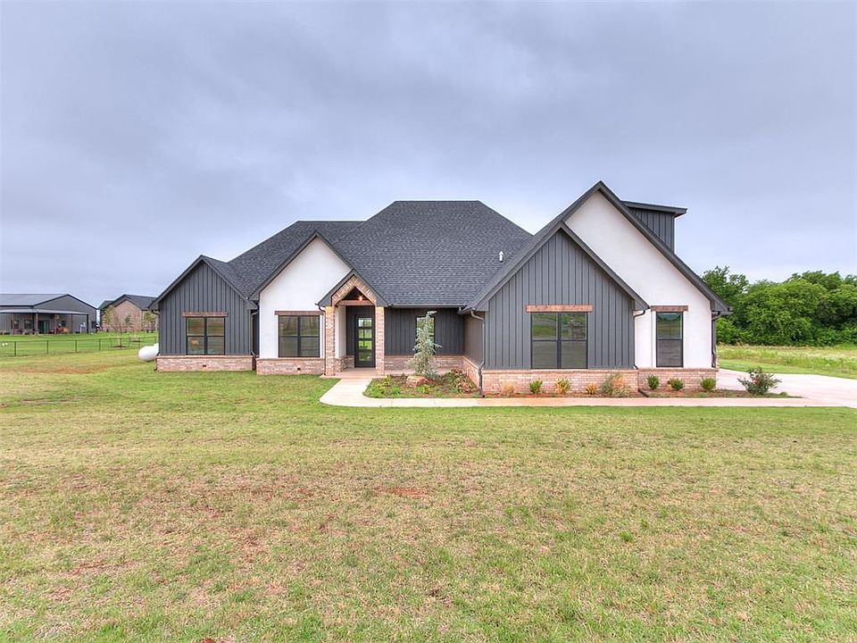 1st image of 2441 Hawks Haven Dr