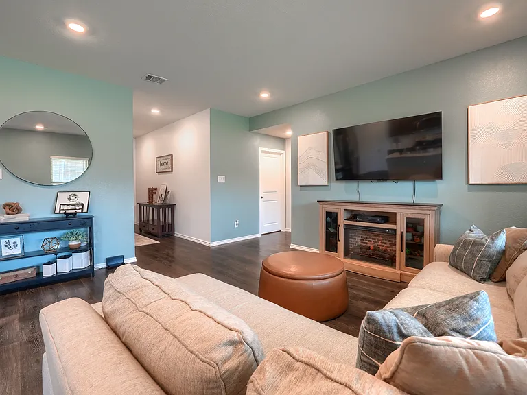 3005 Barnhart Way — Photo 6