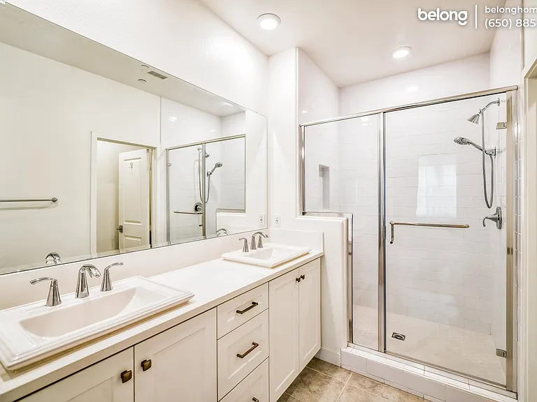 1523 Saint Simon Cir #B — Photo 13
