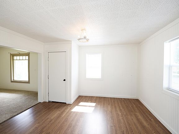 2nd image of 331 6th St