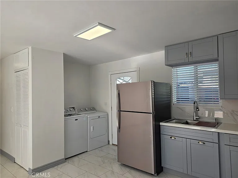 2057 W Norwalk Ave — Photo 11