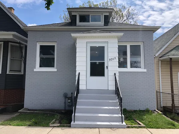 9715 S Ave N, Chicago, IL 60617