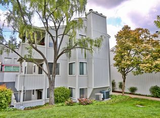 1056 Maywood Ln, Martinez, CA