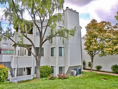 1056 Maywood Ln, Martinez, CA, 94553