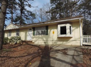 846 Martha Dr, Forest Park, GA 30297