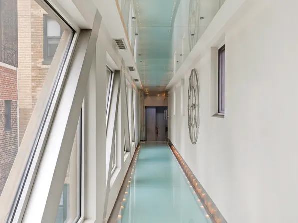 52 East 78th Street 8D image 3 of 13