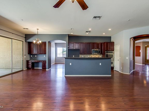 2nd image of 2887 E County Down Dr