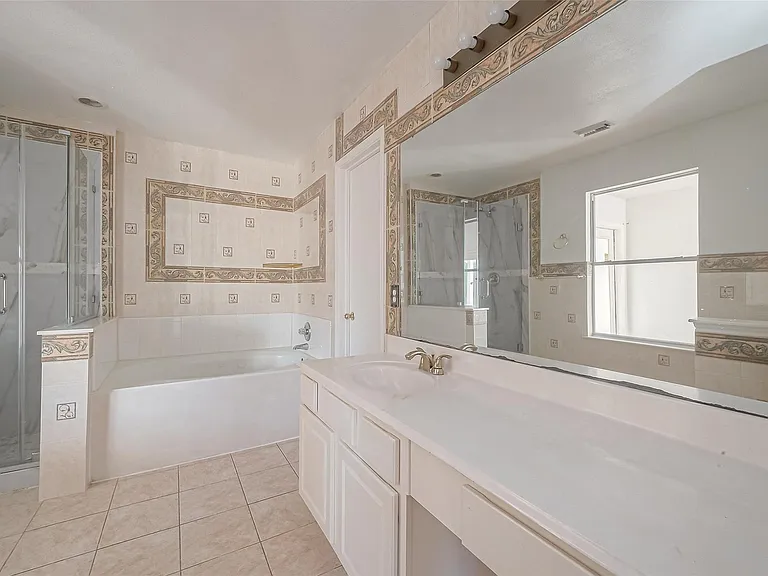 9407 Demsey Mill Dr — Photo 40