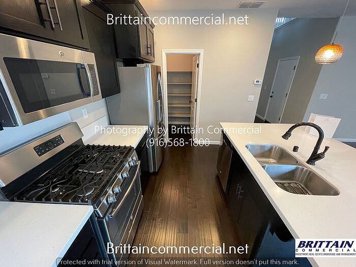 1st image of 1063 Bridlewood Dr