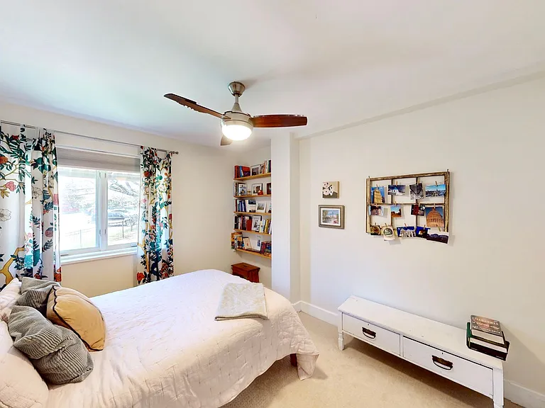 227 N Dotger Ave #E15 — Photo 17