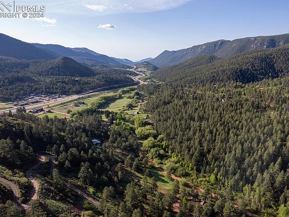3rd image of 285 Crystola Canyon Rd