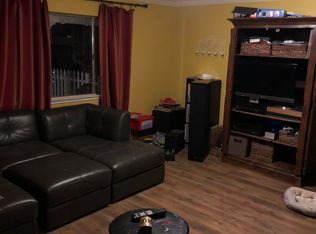 142 Cole Ave, Clovis, CA 93612