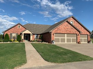 9975 N 2420th Rd, Weatherford, OK 73096