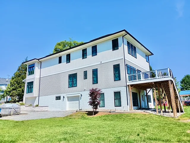 1809 Macarthur Dr — Photo 21