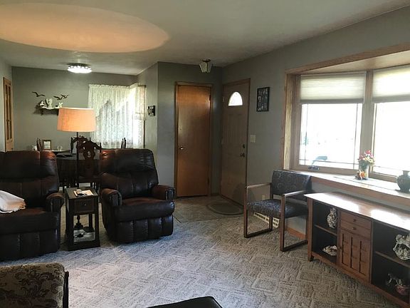 5th image of 233 Barney St
