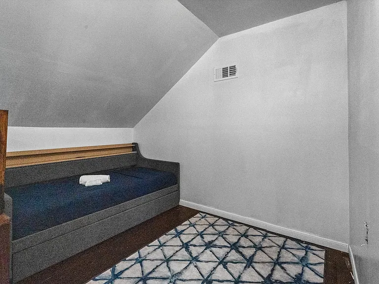 503 Kelley St — Photo 54