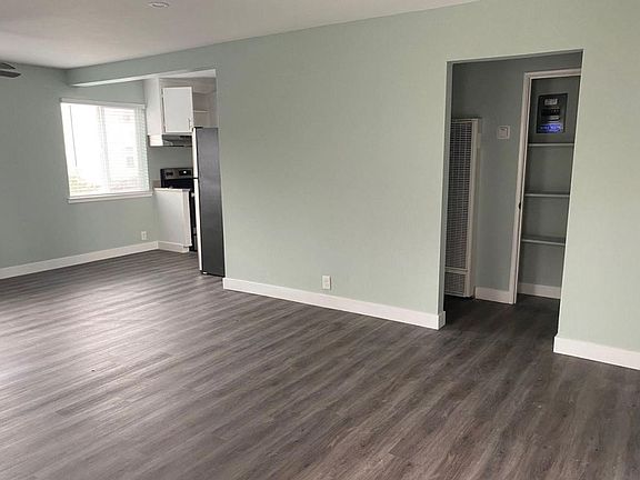 5th image of 3205 & 3209 California St #459FDA316