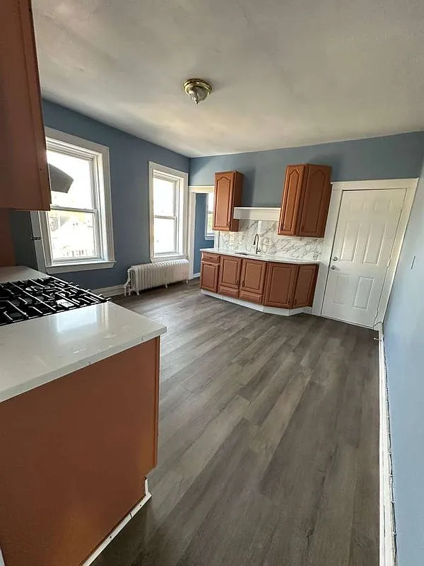 Building Photo - 1577 Park Ave #3