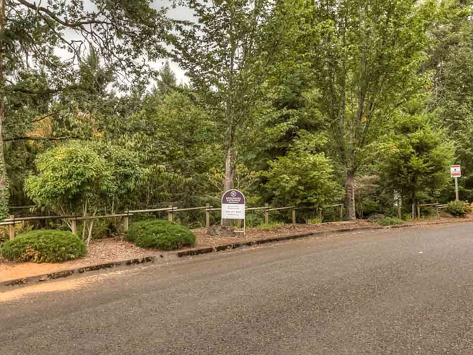 1st image of Cloudview Dr S