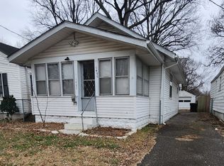 1490 Clara Ave, Louisville, KY 40215