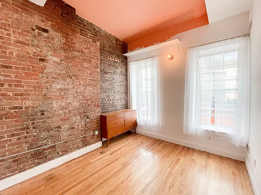 Rented by Corcoran | media 6