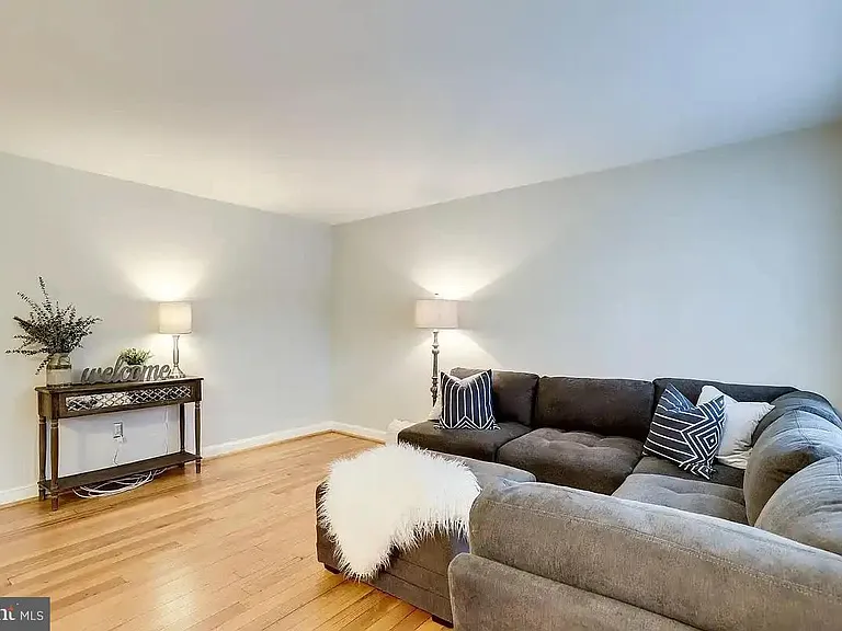 1319 S Walter Reed Dr #19104 — Photo 3