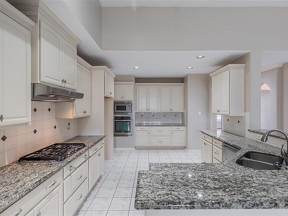 4th image of 12914 Lindsey Ln
