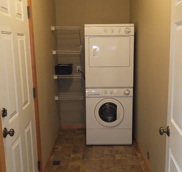 410 E Elcliff Rd — Photo 5