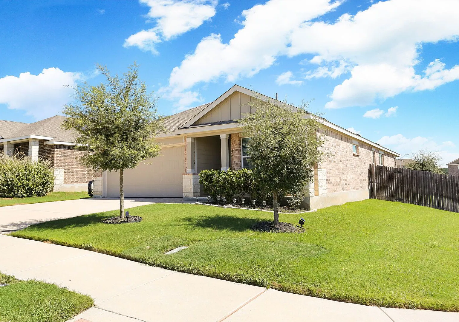 Charming single story home!! — Photo 3