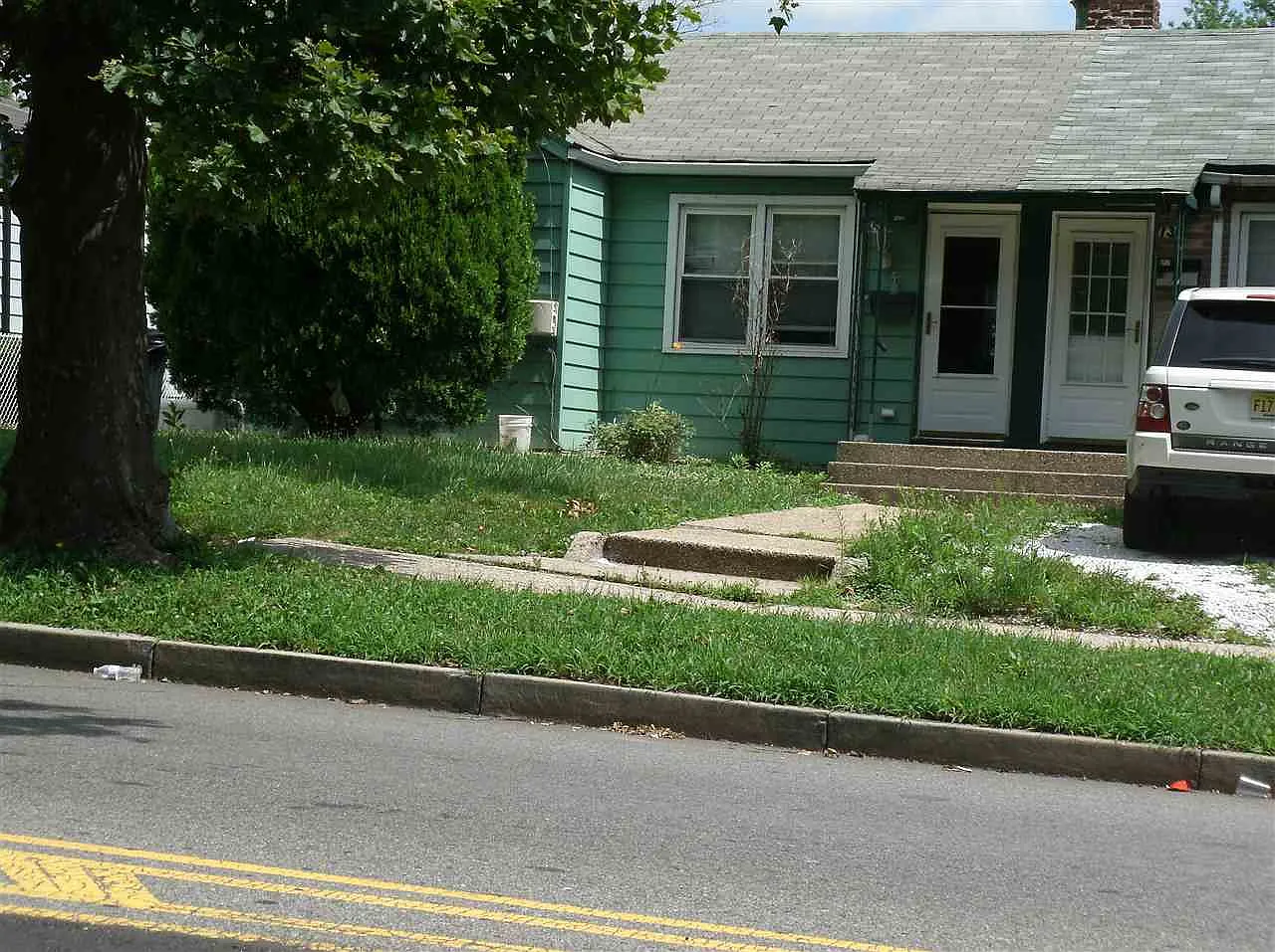 15 Merritt St photo 1