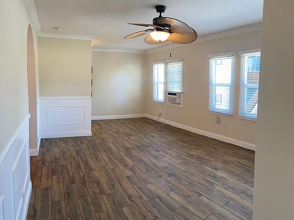 2nd image of 4316 Clinton St #1/2