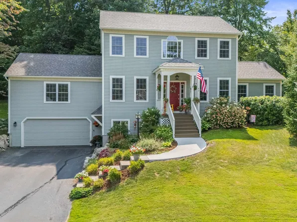 43 Windridge Road, Essex, VT 05452
