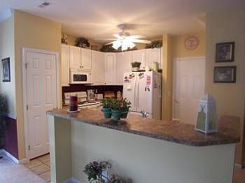 4th image of 983 Tradewinds Cv Unit A