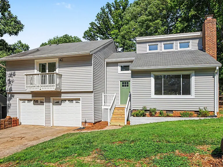 9606 Fairway Ridge Rd — Photo 1