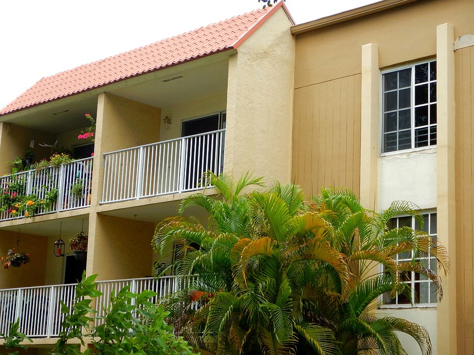 1st image of 5112 NW 79th Ave APT 307