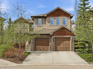 149 SE Aspen Glen Pl SW, Calgary, AB T3H 0E8