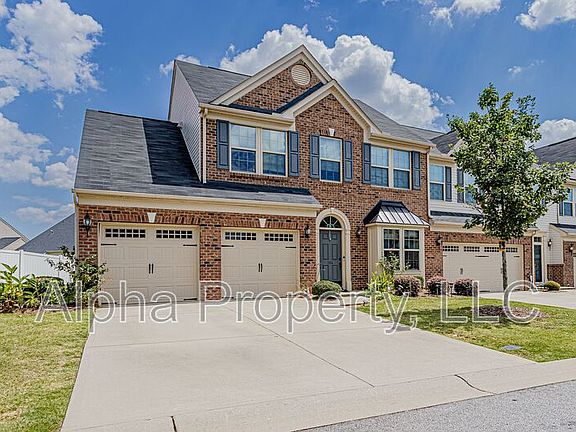 2nd image of 106 Middleby Way