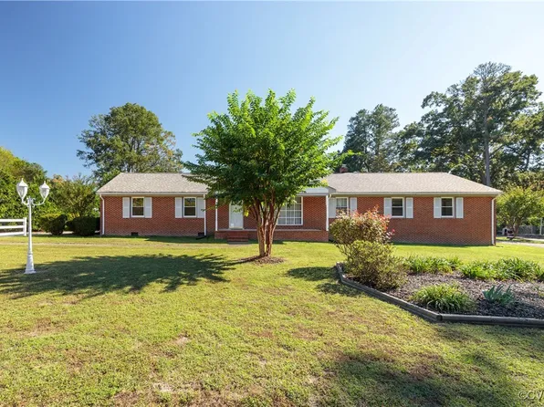4615 Perdue St, Chester, VA 23831